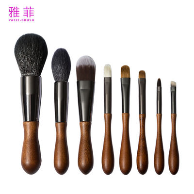 comprare 281A25408 8PCS Piccolo set di spazzole per il trucco Mini Set di spazzole per il trucco da viaggio con borsa per il trucco fabbricazione online