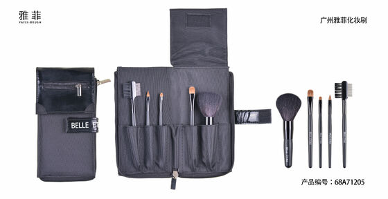 Set completo di spazzole per il trucco, comprese le spazzole per gli occhi e per le labbra, ideale per l'uso in salone e per il trucco professionale