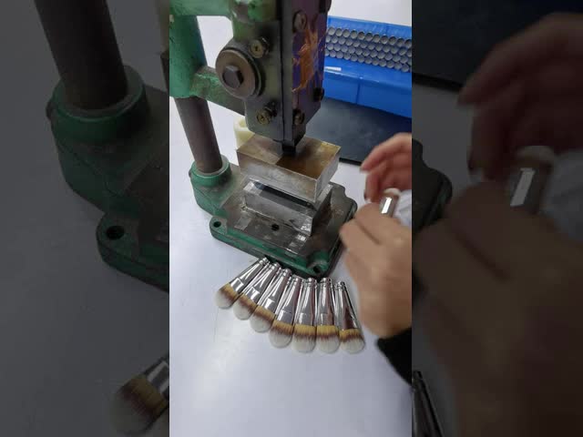 comprare OEM Eyeshadow Brush Sable Hair Smudge Brush Concealer Customize 100% Checked fabbricazione online